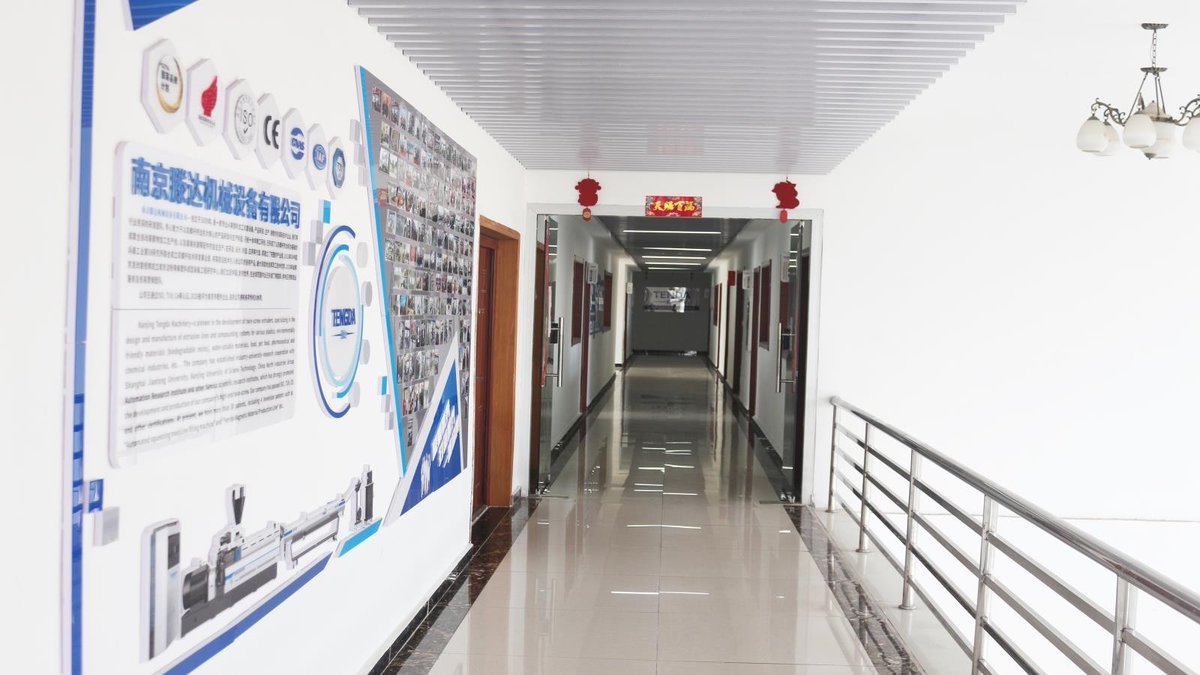TENGDA17's tweet image. Nanjing Tengda Machinery Co.,Ltd. has a partnership with China North Industries Group.

Know more: njtdjx.com/?twitter=1
#twinscrewextruder #extrudermachine #extrusionequipment #extruders #screwextrudermachine