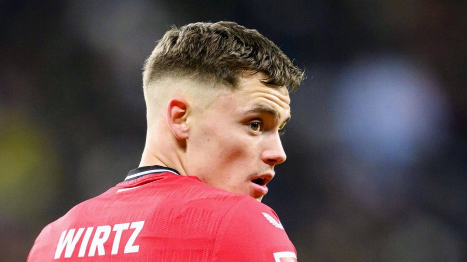 💥 El FC Barcelona está muy interesado en Florian Wirtz. 

⏳ El club azulgrana pidió paciencia al jugador porque cree que es un jugador con mucho futuro. 

✅ A Wirtz le gustaría jugar en el Barça.

ℹ️ <a href="/sport/">Diario SPORT</a>