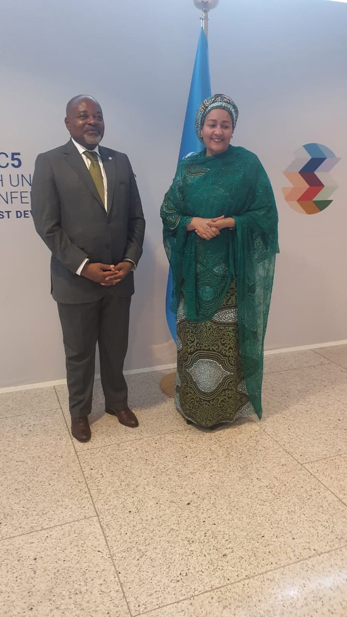 RC Chuma met the DSG Ms Amina Mohammed @ LDC5 in Doha, Qatar to ramp up support for the Cooperation Framework for Eritrea. Discussions also on how to deepen strategic engagement with Eritrea on SDGs & the positive  peace agreement in the Region and Eritrea's return to IGAD