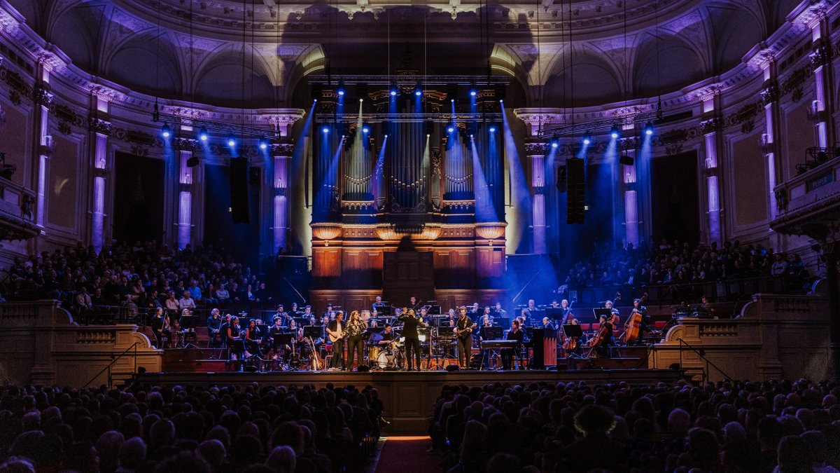 Trijntje Zingt Vrienten Met Vrienten - entertainmentbusiness.nl/muziek/trijntj…