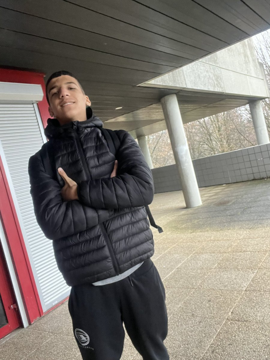 skander7z's tweet photo. Mbappe hier soir https://t.co/Va6SokVw6C