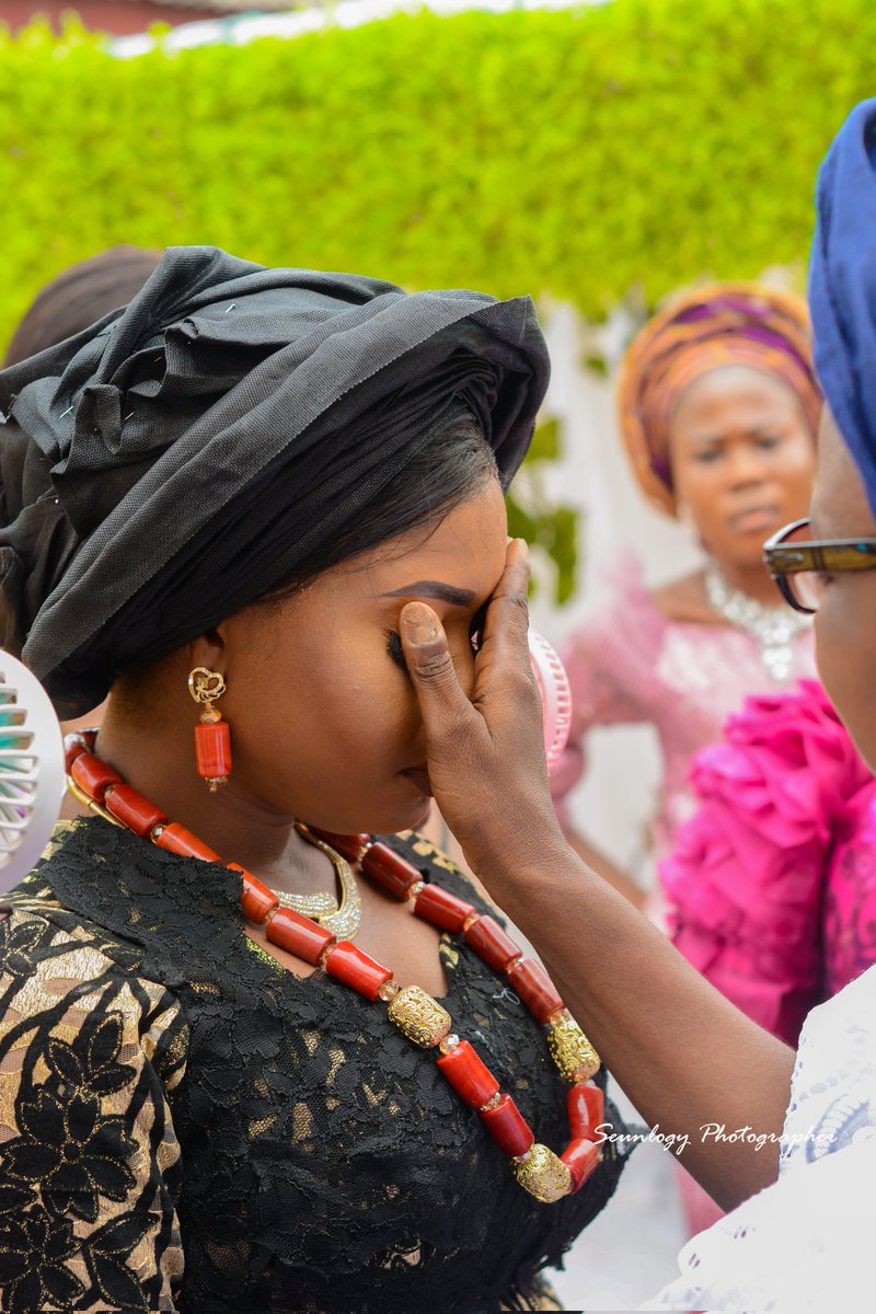 Ekun iyawo
📸: @seun_logy 
#traditional #wedding #weddings2023 #engagement