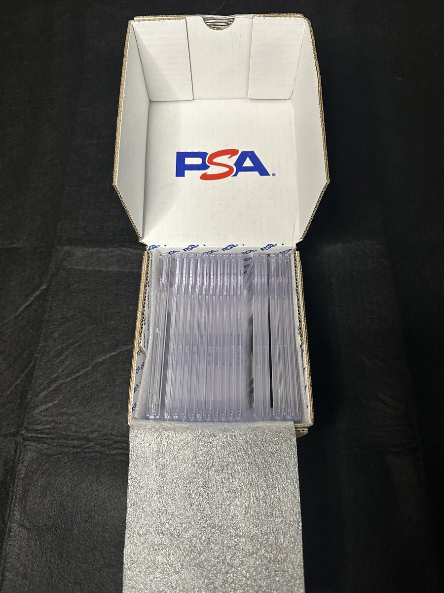 SoFloCards's tweet image. Get your bulk PSA submission back within 6 weeks with @soflocards