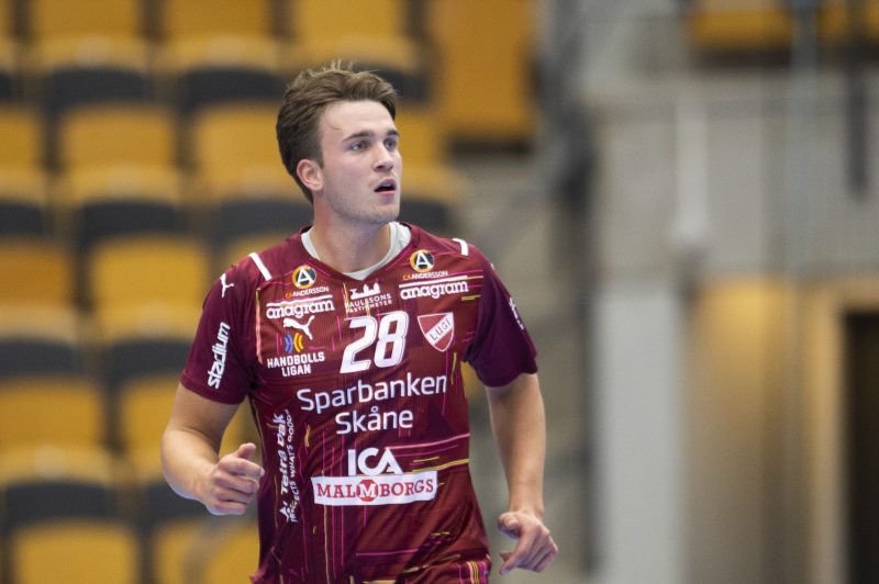 🚨🚨KRS TOPPHÅNDBALL🚨🚨

Det sies at Jonas Elverøy er på vei til KRS Topphåndball! Vil være et scoop av sørlandsklubben å få han inn. En spiller som tidligere har vært i Elverum og nå i svenske Lugi. Vil sette preg på Rema1000-ligaen. 

<a href="/merhandball/">Merhandball</a>