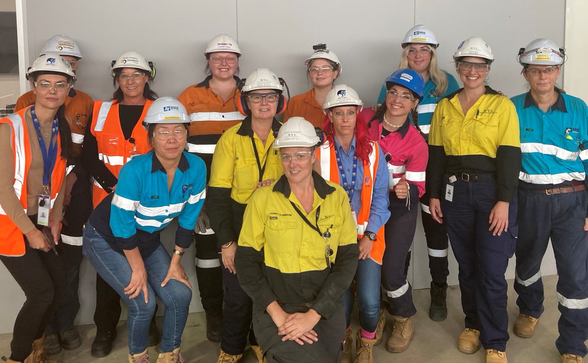 Fantastic to see the some of the ladies of the Arafura Class Offshore Patrol Vessel Program recognising International Women’s Day over lunch yesterday.

#embraceequity2023 #IWD2023