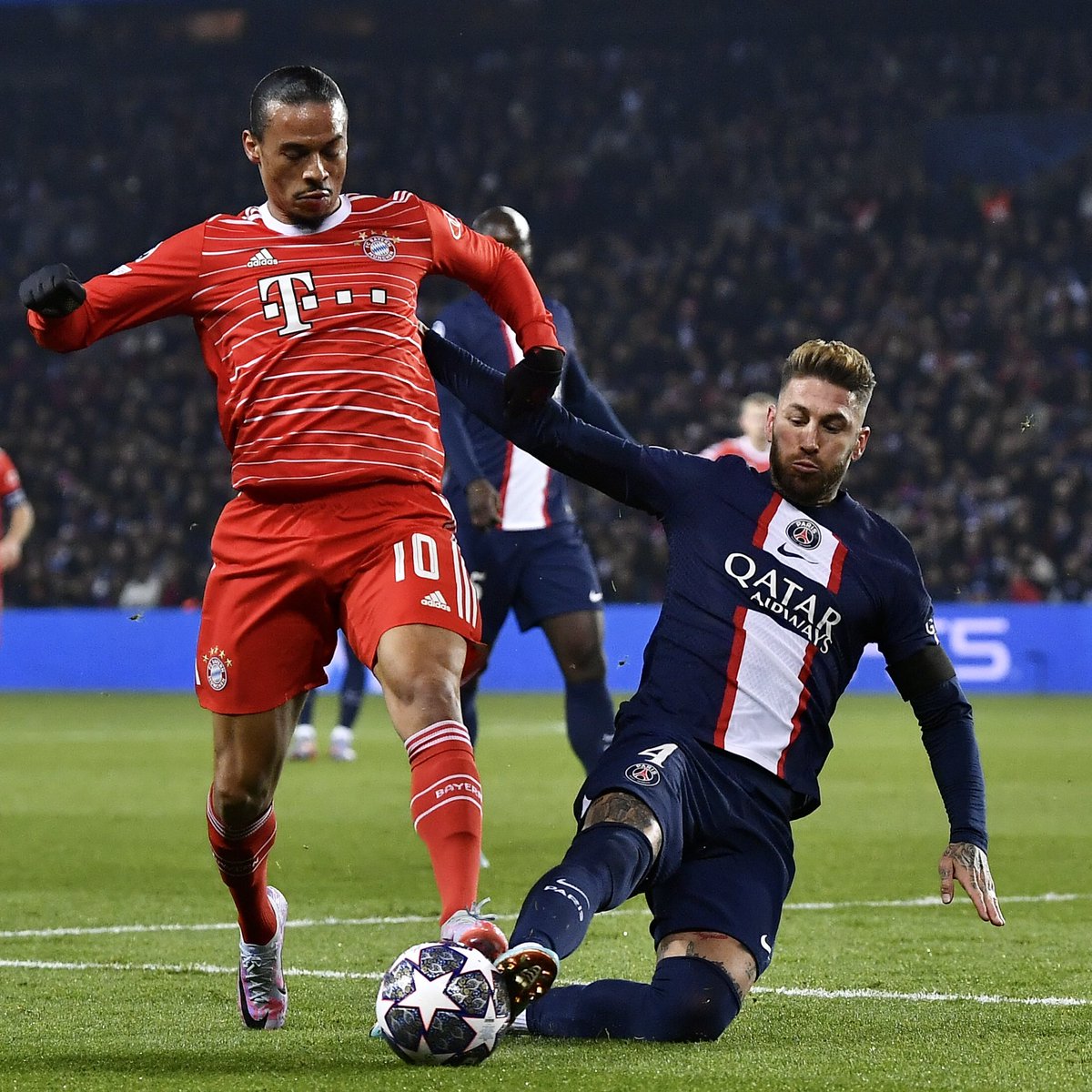 PSG may have been knocked out of the UCL but Sergio Ramos and Mbappé gave it their all👏

#psgvsbayern #Mbappé #SergioRamos #psgbayern #ChampionsLeague #mbappe