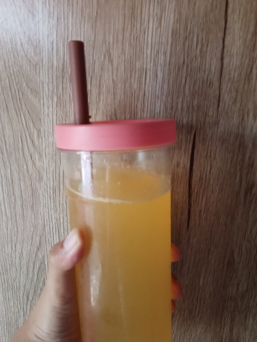 berrrrrrr1_'s tweet image. Botolnya kak 
🥤shope.ee/7UjHI0Bmjo

#botolinfusedwater #botol #tumblr
