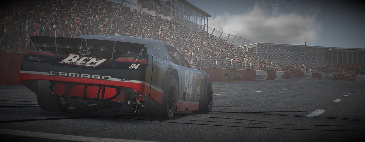 TheJustinSumner's tweet photo. Was a fun one tonight with @The_FlyingAces  crew in the newly released Late Model Stock. 200 laps at North Wilkesboro and it didn’t disappoint. Hot laps and hot tempers ruled the night. Lucky to have come home with the 🏁🏆Great battles throughout the field. Definitely a fun car! https://t.co/yHBiA3B2hN