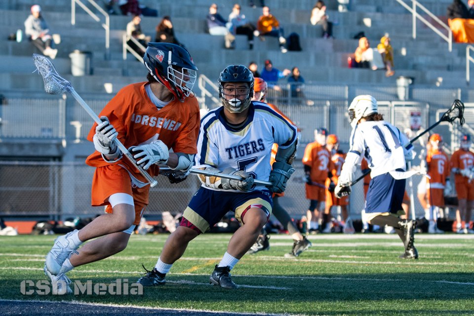 csdphoto619's tweet photo. Morse vs Valhalla

@SDUSDAthletics_ @CCCAASports @PcacSports @SanDiego_Sports @SDSportsAssn @sdutSports @RamonScottMedia @KUSISports @Sports760 @SD_SportingNews @EC_Preps_SD

https://t.co/jXsamaCuUF https://t.co/qdseQDCz3p