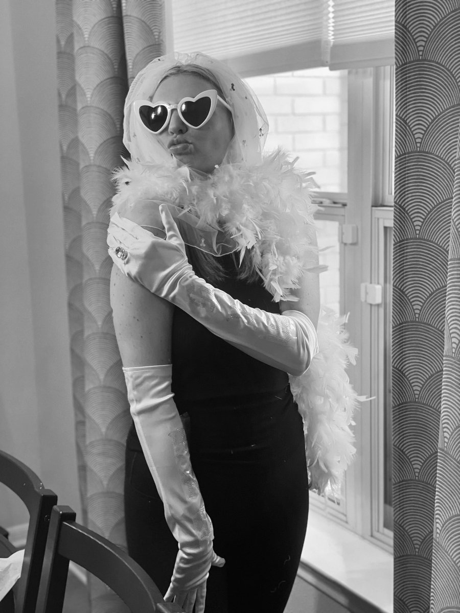 elllllenor's tweet photo. If you didn’t have a @ParisHilton themed bachelorette, did you even really have one? 
Cannot wait to get @DaniMartin22 married 💍 
#sliving #thatshot #lovesit https://t.co/bbhkXFG9jS