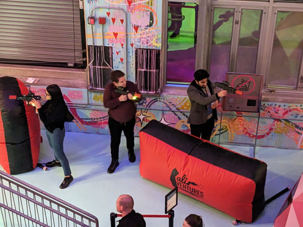 ecomfuelco's tweet photo. The after-party for #ecfLive is in full swing. https://t.co/hjfWOOzjZz