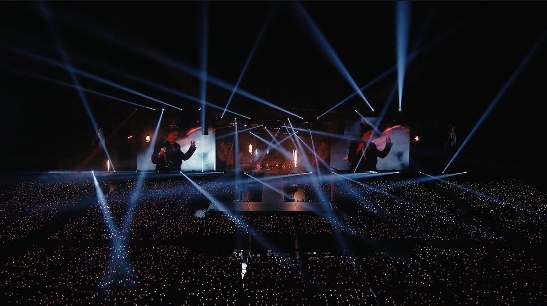 FqwExFNXoAAbLGy?format=jpg&name=medium