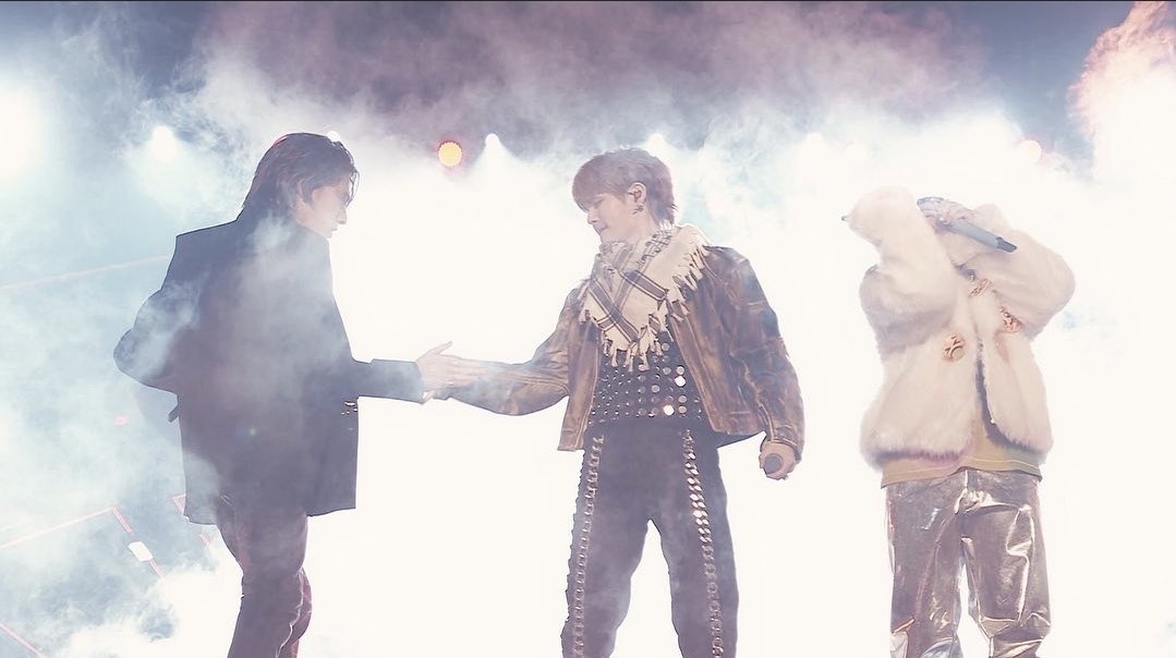 FqwExXhXoAUwKCN?format=jpg&name=medium