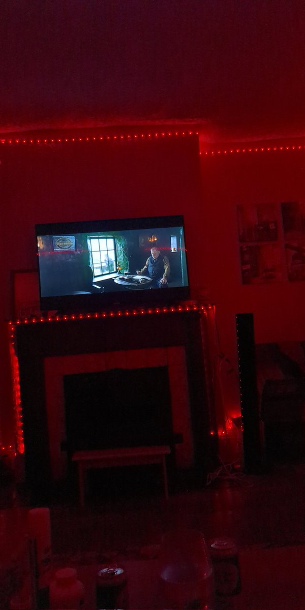 mharry09's tweet photo. I've been putting off this movie so long because I'm so worried friends think of me this way, but a lass here we go... https://t.co/m6IjyQhtEh