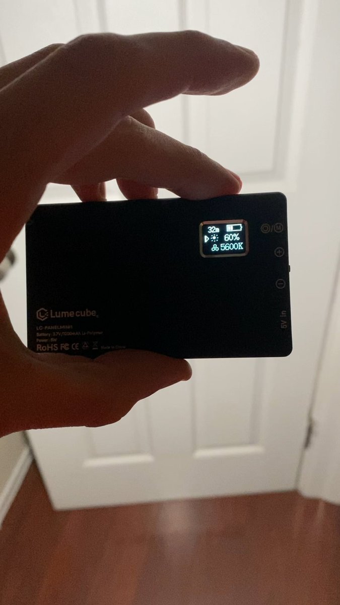Has anyone else seen these Lume Cube tint shifting credit card lights? Pretty cool ha ha
 
#Flash #Flashlight #Light
 
edctips.com/325529/has-any…