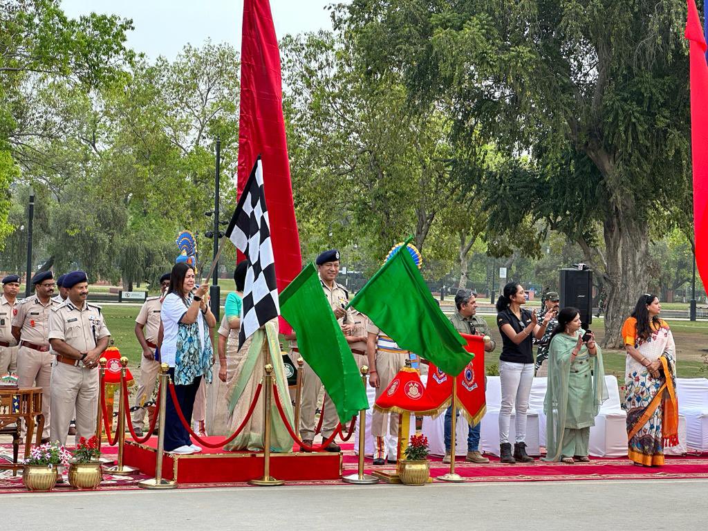 M_Lekhi tweet picture