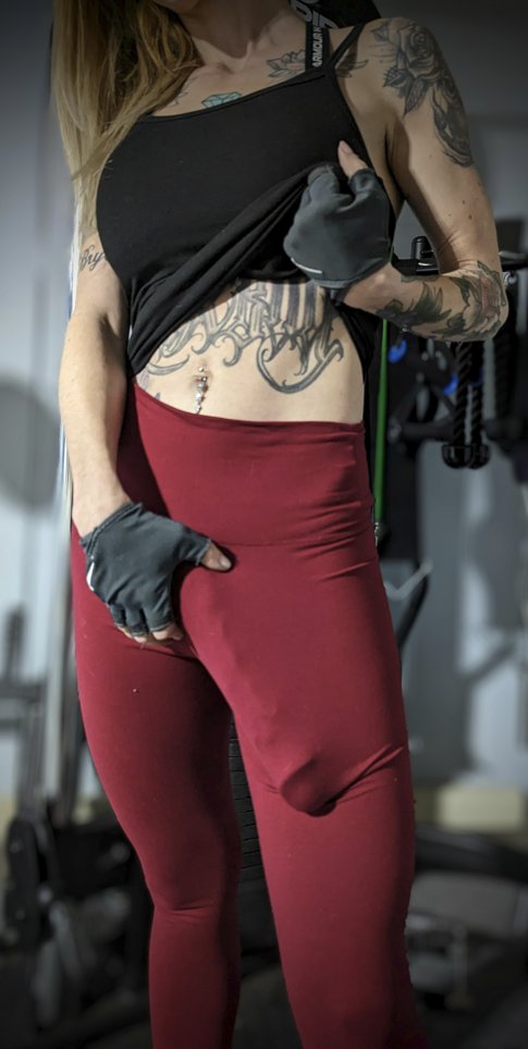 BDSM COUPLE 49.5k - TOP 0.3% on LoverFans on Twitter: "RT @hotmomdomme