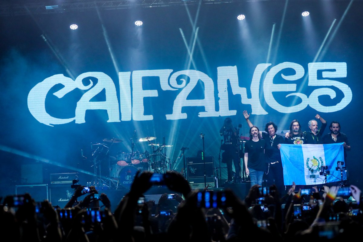 KenethCruz's tweet photo. Algunas instantáneas del concierto que @CAIFANESMEX ofreció el 03/03/2023 en la ciudad de Guatemala. @SaulHernandezE https://t.co/1zpxPIAIE5