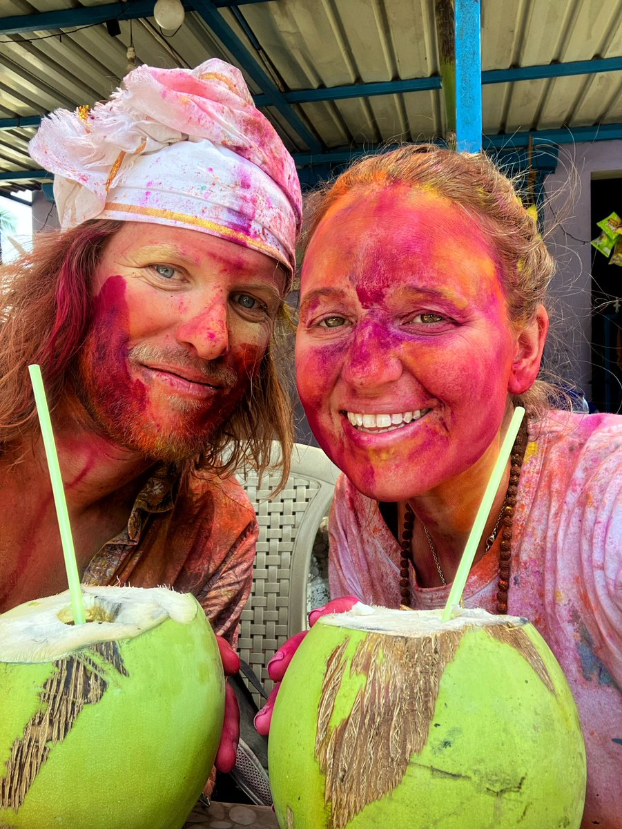 Happy Holi everybody. Yesterday was a lot of fun #holi #Holi #Holi2023