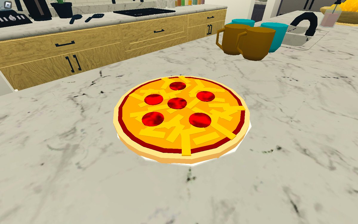 Fijiresa's tweet image. Thank God it&apos;s #pizzathursday