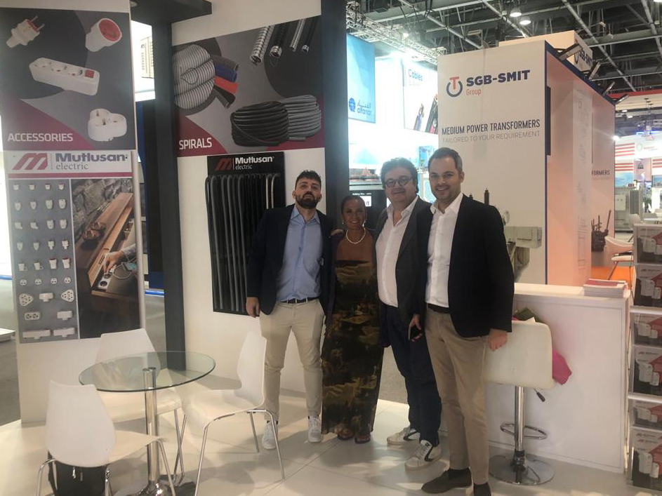 mutlusanelk's tweet image. #MEE2023'ün ilk iki gününde yoğun ilgi gördük. Fuar, bugün 10:00 - 17:00 saatleri arasında devam ederken hala bizi ziyaret edebilirsiniz.
 
#mutlusan #mutlusanelectric #middleeastenergy  #MEE2023