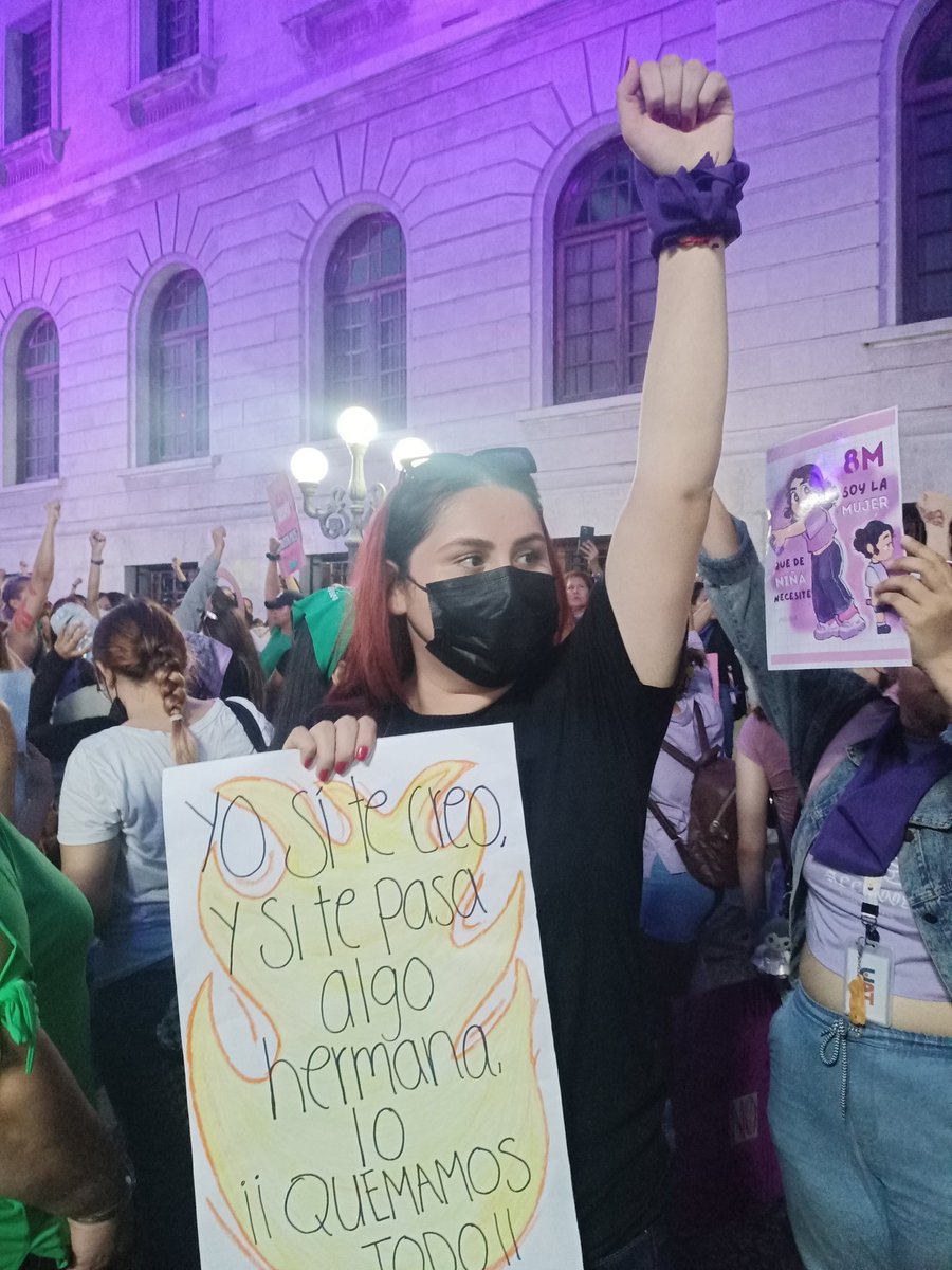 JoyBalderas's tweet photo. La primera vez viviendo la experiencia de una marcha del 8M y se me estremece el corazón al ver qué cada una marcha por sus razones, por su historia, esta va por las que ya no están, las que estamos y las que están por llegar.💜 https://t.co/C2zqfhDrSr