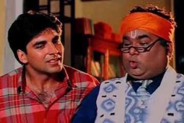 Chanda Mama is gone. Deeply saddened to hear about Satish Kaushik ji’s demise. Will remember him for the spontaneous laughter he brought to the sets of Mr & Mrs Khiladi. Am sure he’s already making everyone smile in heaven. Om Shanti 🙏