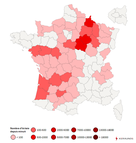 Les #orages d'hier ont été localement actifs et producteurs de #grêle. Les #Ardennes, l’#Yonne et l’#Aube ont été les départements les plus foudroyés, avec respectivement 785, 694 et 612 éclairs détectés. Plus d'infos ici : 