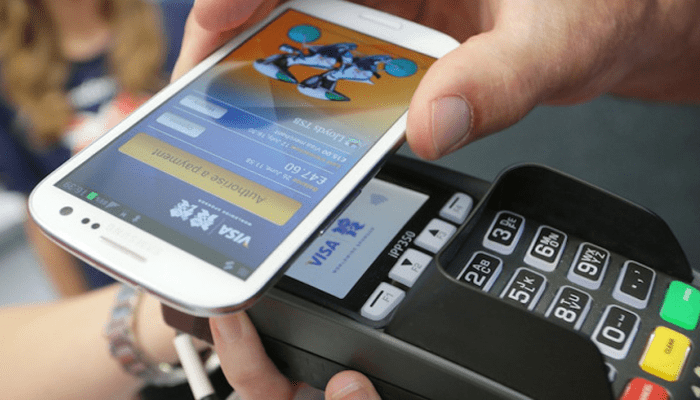 venkatakeerthi8's tweet image. Going Cashless around the World

#emergence #cashlesstechnology #ecommerce #onlineretailer #transactions #cashlessworld #payments #mobilepayment #economies @tycoonstory2020 @TycoonStoryCo 

tycoonstory.com/money/going-ca…