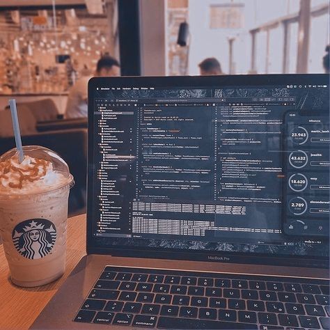 Kumpulan laptop spek gahar yang harganya dibawah umr Kota!! 😍

- a thread -