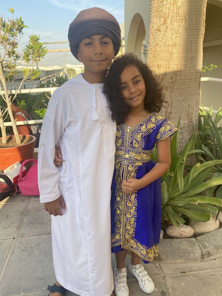 BSMuscatPriDHTL's tweet image. It’s great to see so many staff and students dressed for our Cultural Day today! At @BSMuscat, we believe that every student and member of staff should have a sense of belonging. We are proud to be celebrating our diverse community today #DEIJB #wellbeingfirst #everyonecan