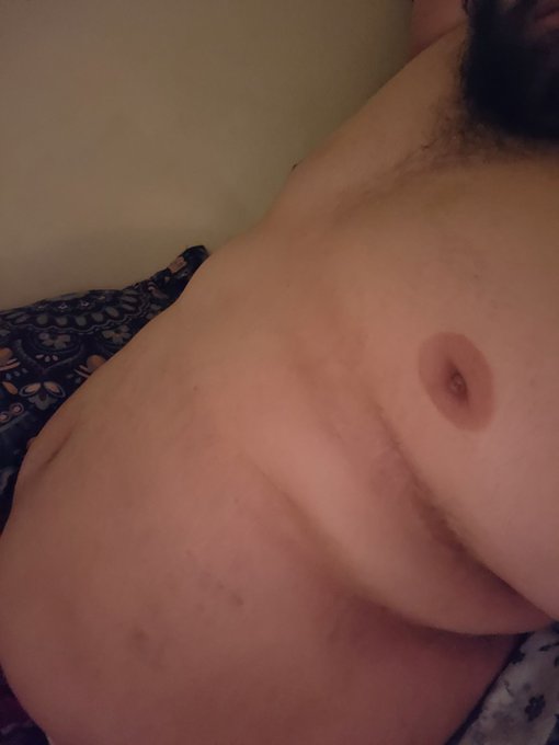 If you like big tummied boys you should definitely hmu 😌🙈 #nsfwtwt #thicc https://t.co/zryyIgMGXP<a href="/tag/thicc"class="tags"><span>#thicc</span></a><a href="/tag/nsfwtwt"class="tags"><span>#nsfwtwt</span></a>