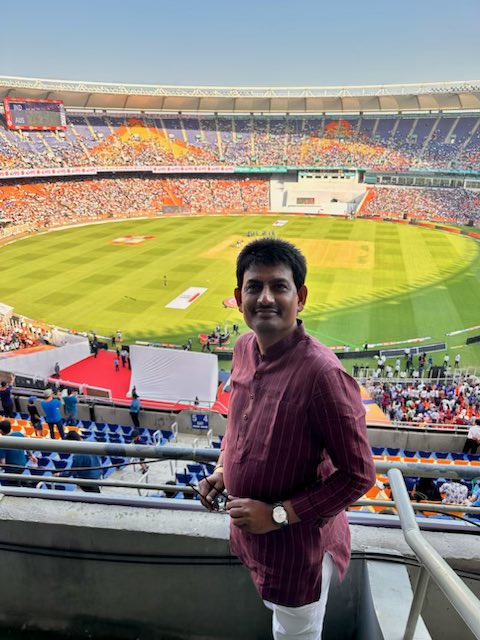 AlpeshThakor_'s tweet image. अहमदाबाद में विश्व का सबसे बड़े क्रिकेट स्टेडियम बनाने का सपना देश के प्रधानमंत्री श्री @narendramodi जी का था।आज नरेंद्र मोदी स्टेडियम में होने वाले टेस्ट मैच में उनके सपने को साकार होते हुए देखा।ऑस्ट्रेलिया के प्रधानमंत्री @AlboMP जी भी #IndVsAus2023 टेस्ट मैच में मोज़ूद रहे।