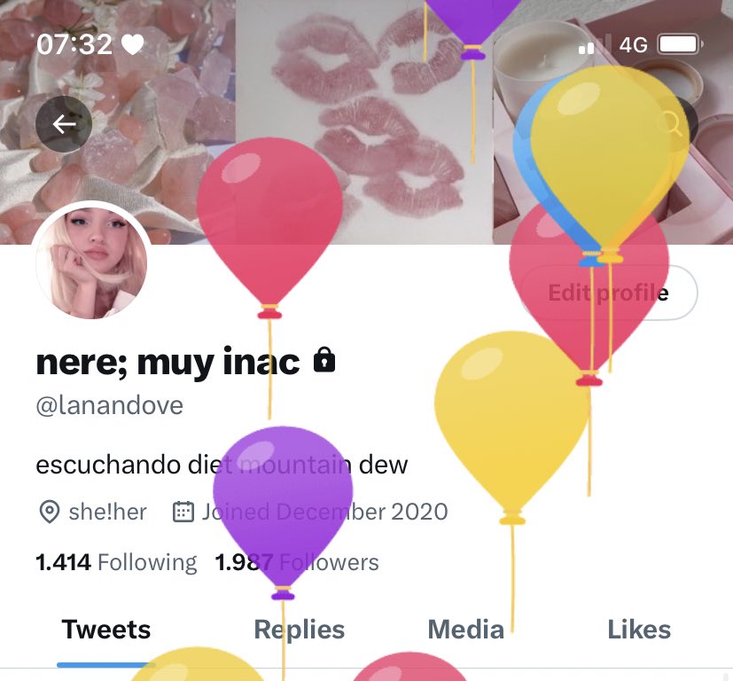 lanandove's tweet photo. tengo globitos 🥳 https://t.co/8eW41tGuzo