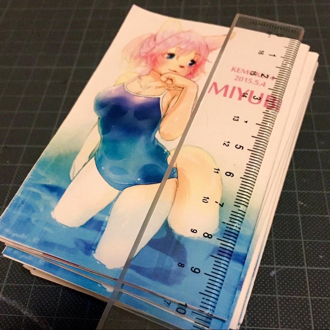 けもケサークル初参加のとき小さいイラスト本兼ペーパーを自作した時のデータが…出てきた…! 