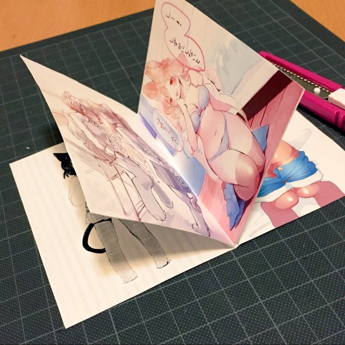 けもケサークル初参加のとき小さいイラスト本兼ペーパーを自作した時のデータが…出てきた…! 