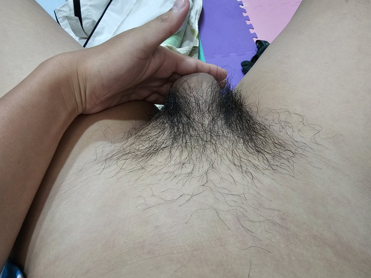 YFFT_BD's tweet photo. 即時不常用，還是要定期除草唷。
這次謝謝@FlashWaxing的邀請來體驗，在熱鬧的勤美裡，有著屬於自己的寧靜。明亮寬敞的大廳，獨立的房間，播著輕柔的音樂，Vik的手藝很精湛，讓我有蠻放鬆的體驗。
新加入會員享即折100，還有Google地圖打卡送除鼻毛的優惠喔。大家多多利用。 https://t.co/zj4eKmHSRH