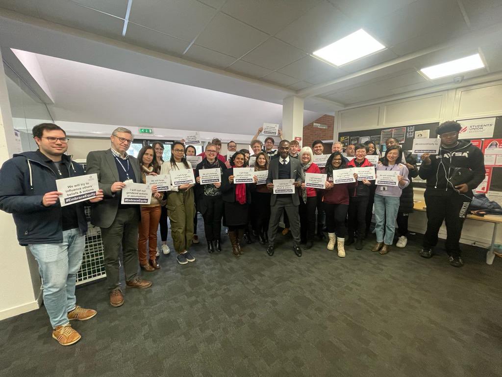 Thank you to so many staff and students for coming together to support and celebrate #IWD2023 … we have come so far but there is such a long way to go … #embraceequity <a href="/UniOfBuckingham/">The University of Buckingham</a> <a href="/grahamjones/">Graham Jones</a> <a href="/AshenJoseph/">Ashen Joseph</a> <a href="/luxurycomplaint/">Dr Sarah Evans-Howe</a> <a href="/S_Marathon/">Stacey</a>