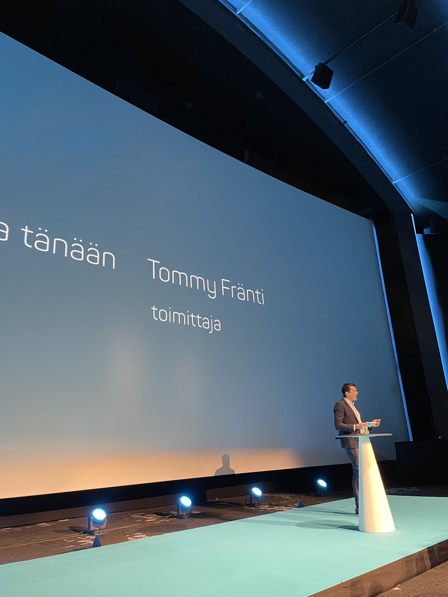 Tästä se lähtee. <a href="/tfranti/">Tommy Fränti</a> juontaa ja koko päivän loistavia alustuksia luvassa. #kevapäivä23