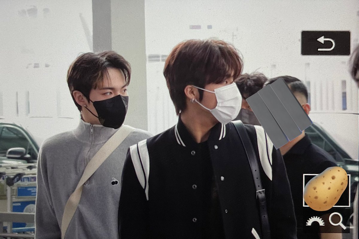 baebae_jw's tweet photo. 230309 ICN

얼초즈 💕

#TREASURE #트레저 #박정우 #정우 #PARKJEONGWOO #JEONGWOO 
#도영 #트레저도영 #DOYOUNG https://t.co/AUlRWPrsRN