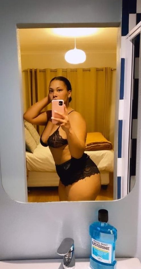 DamnDaddy_12 tweet media