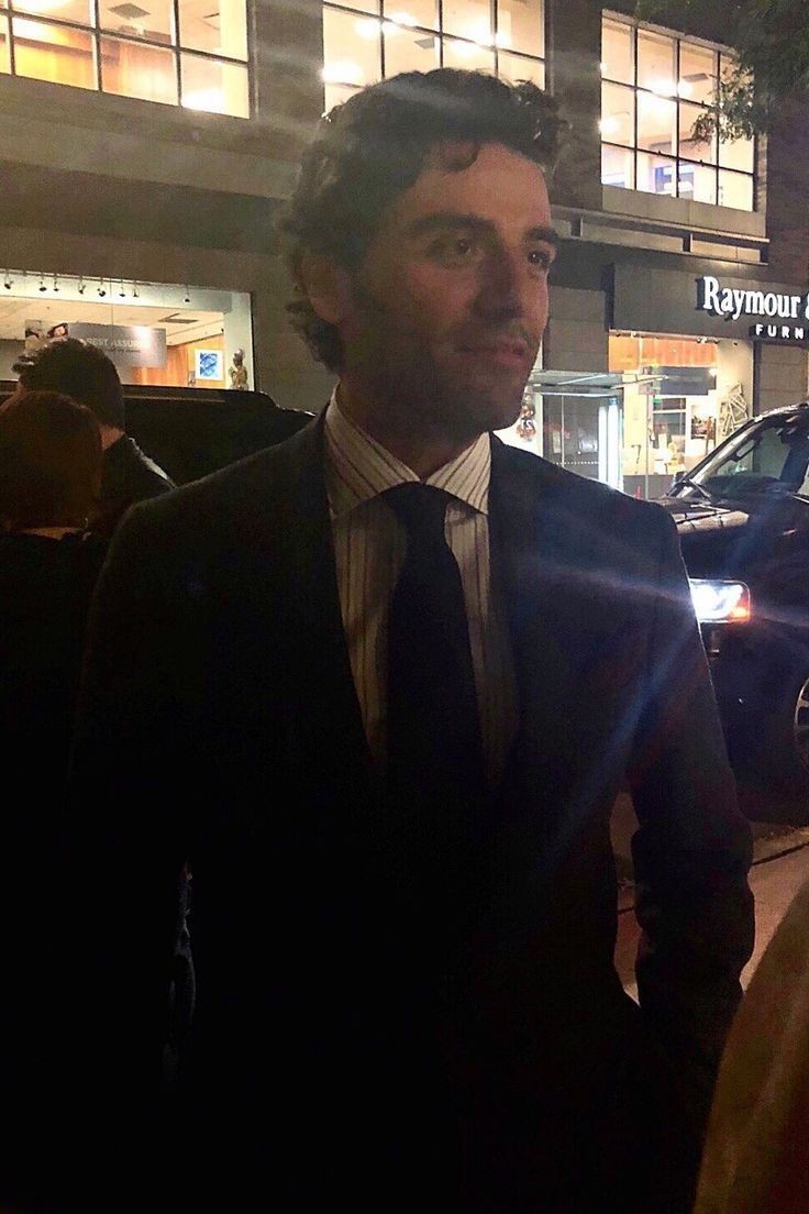 Happy birthday oscar isaac i want to thank to pedro pascal and guatemala 