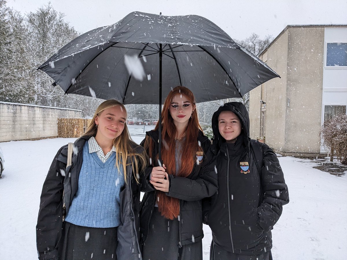 HopemanHouse's tweet photo. Our South African exchange Alexis and everyone else enjoying some picture perfect winter weather this morning. @HopemanHouse @gordonstoun https://t.co/Wh3KrJnBI2