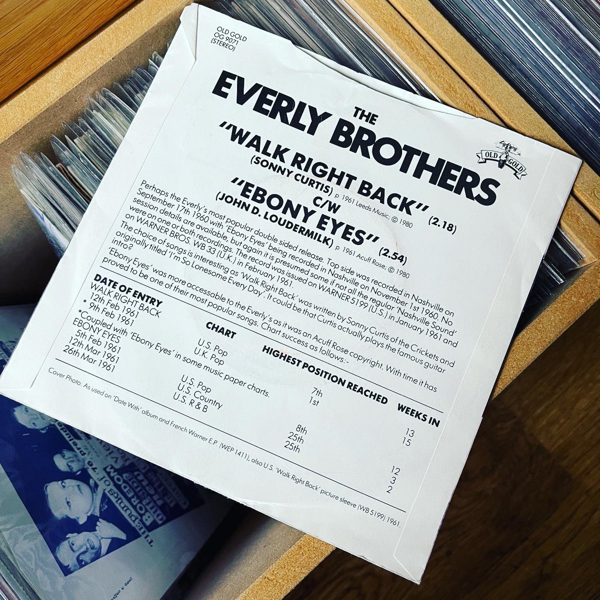 Walk Right Back from ‘61 (‘80 reissue) #everlybrothers #vinylcollection #nowplaying #45rpm