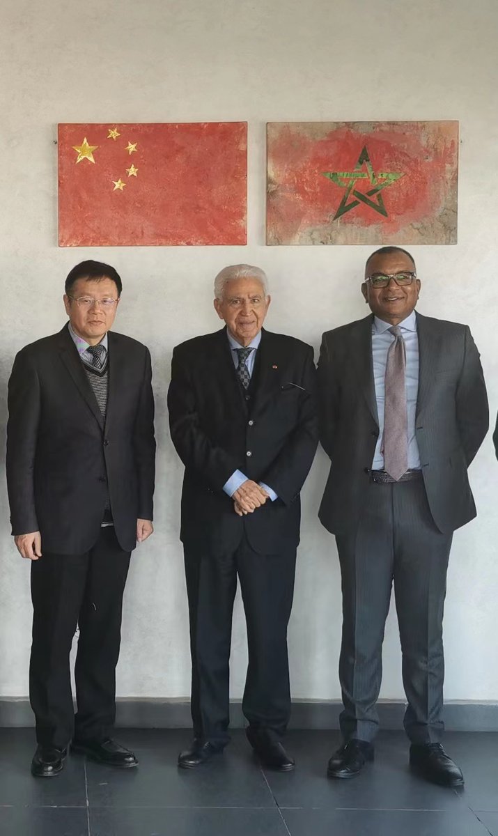 SokonGroup's tweet photo. Li Changlin, Ambassador of the Chinese Embassy in Morocco, visited the Moroccan Marketing Service Center. https://t.co/1OLhjI5Lw7