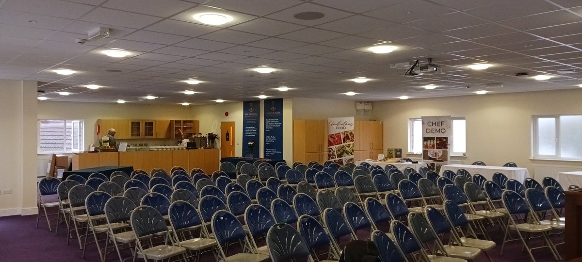 HMMHSFrensham's tweet image. We look forward to welcoming our nearly 300 expected visitors to today&apos;s open day events. What motivates all at @MHSFrensham? To empower our #SpLD and #devlangdis pupils to transform their futures through aspirational education! @ArkellDyslexia @CReSTeDDyslexia @isaschools