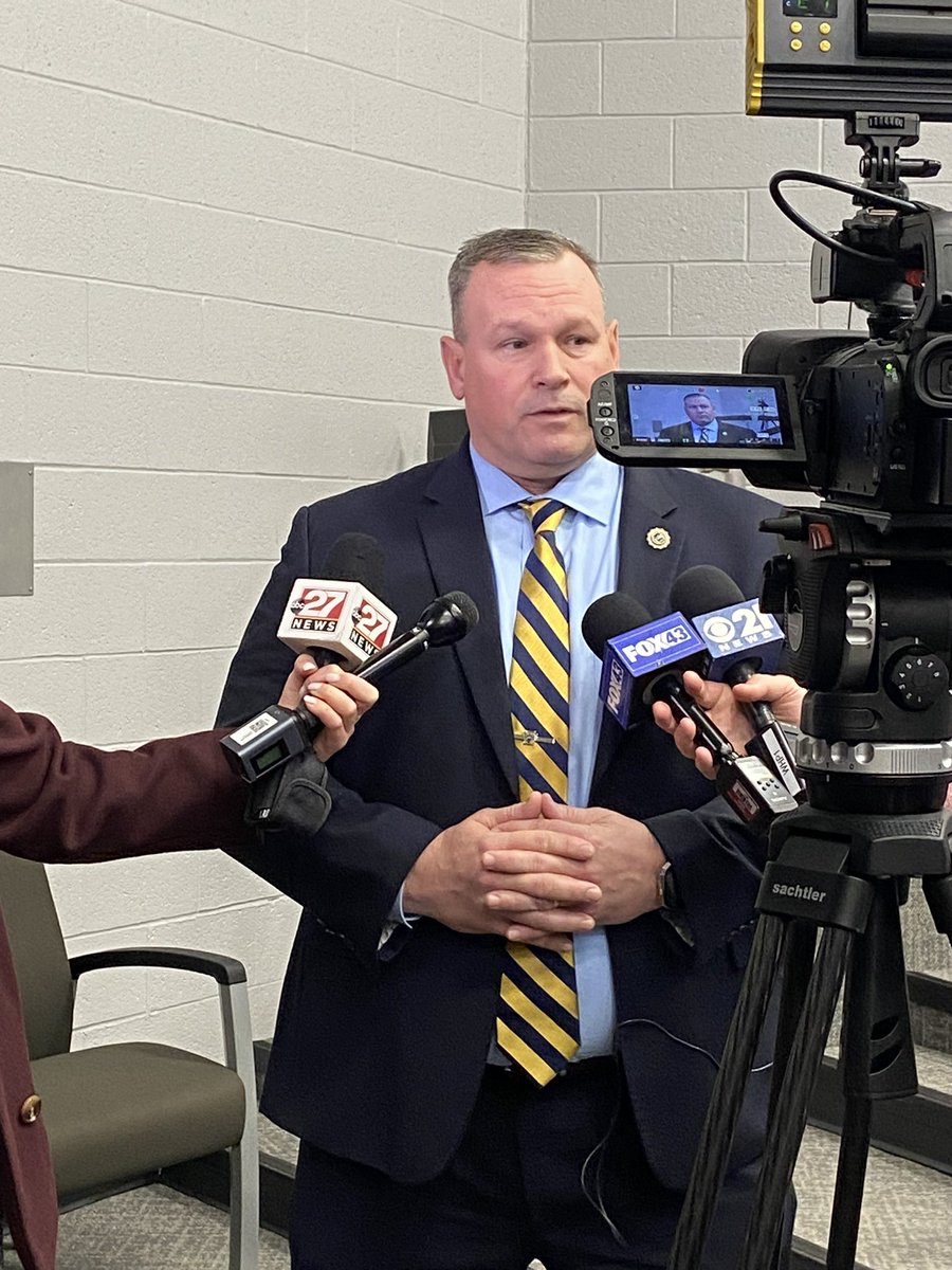 LaTorre_PR's tweet image. @PSTA_1962 President Dave Kennedy meets with reporters yesterday at the PSP Academy following a tour with @GovernorShapiro. #FirstFinest #GrayNation
