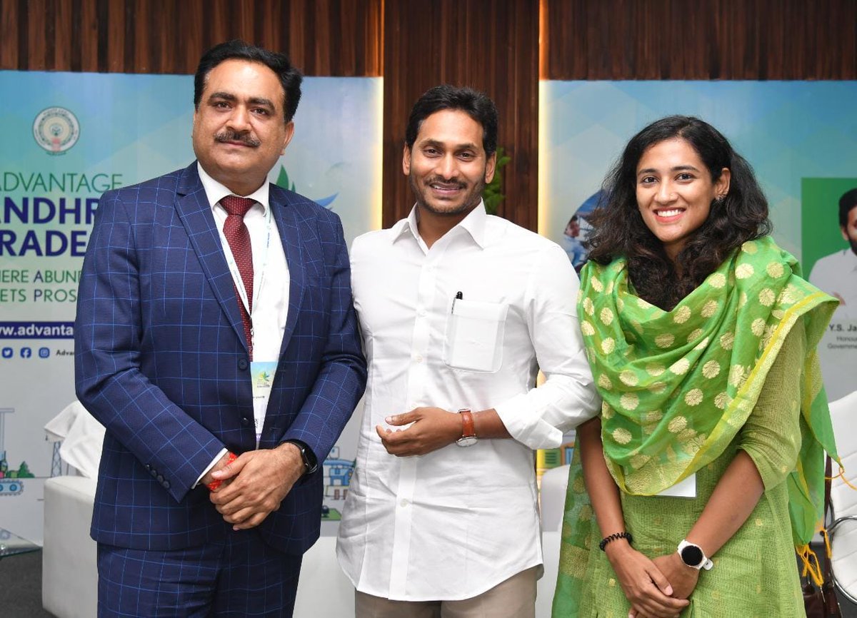 Godrej Agrovet signs MoU with AP Govt to invest Rs 100 Cr in oil palm business in the state

#Click 2 Read: agriculturepost.com/agribusiness/g…

#OilPalm #EdibleOil #Agribusiness #PalmOil #NMEOOP