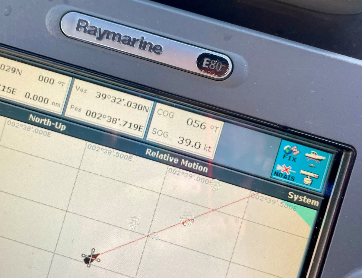 FerranMarine's tweet photo. A few days ago, this 𝗙𝗮𝗶𝗿𝗹𝗶𝗻𝗲 𝗧𝗮𝗿𝗴𝗮 𝟯𝟴 was on the scruffy side.  Now she is clean, polished, serviced, and hitting close to 40 knots on sea trial - 𝙢𝙞𝙨𝙨𝙞𝙤𝙣 𝙖𝙘𝙘𝙤𝙢𝙥𝙡𝙞𝙨𝙝𝙚𝙙 💪

#FairlineYachts #Mallorca #boatcare #yachtservice #yachting https://t.co/niuuFuEstV