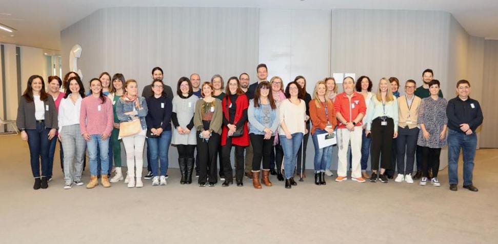 aiguesbcnclient's tweet photo. 👏Moltes gràcies a totes les persones dels Serveis Socials dels ajuntaments de l’àrea metropolitana que ens han acompanyat aquest matí al 2n #FòrumdeDiàleg.

🚀Continuem treballant per reforçar l’atenció a les persones i col·lectius en situació de vulnerabilitat. https://t.co/2czyTzDaOd
